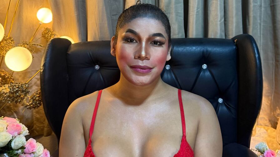 Watch CarolinaAverya live on Amateur Porn