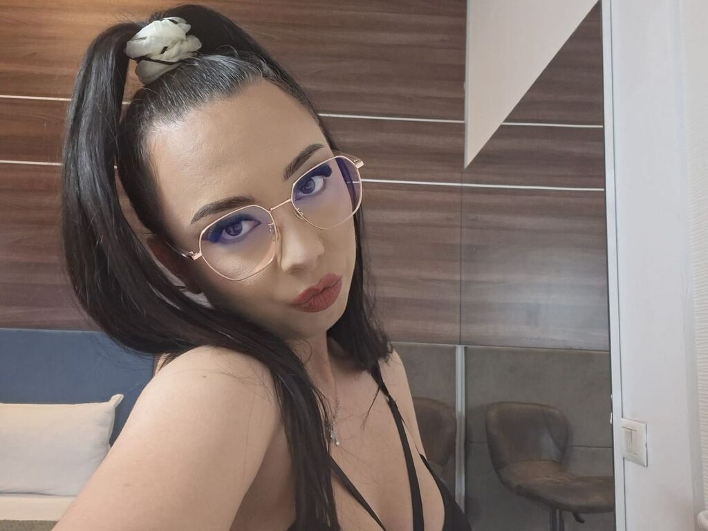 KaterineMoon private show girl webcam image