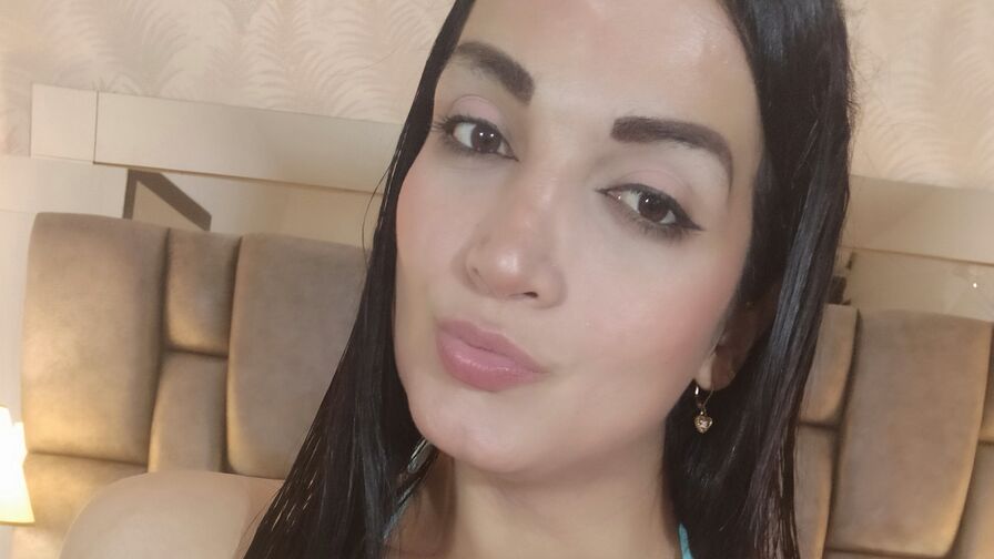 Watch AndreinaZan live on freshseotools.com