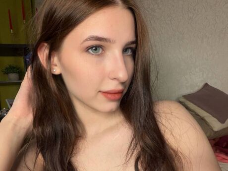 Chat with ValeriAgeta