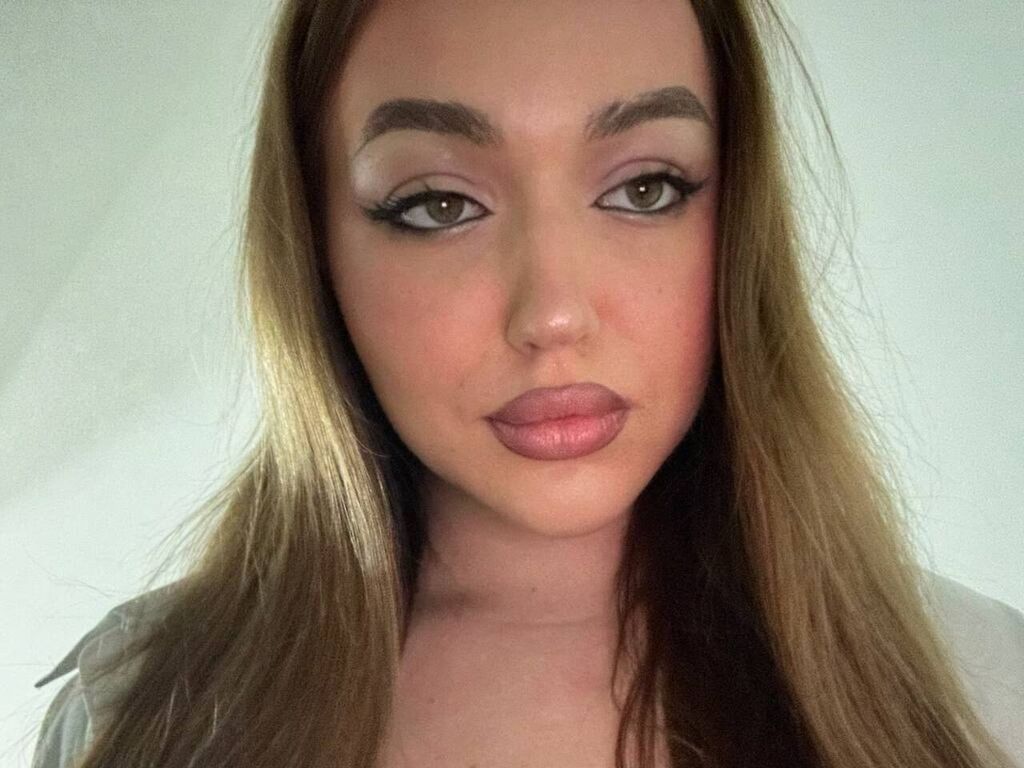 EmilyMiller – webcam model profile photo