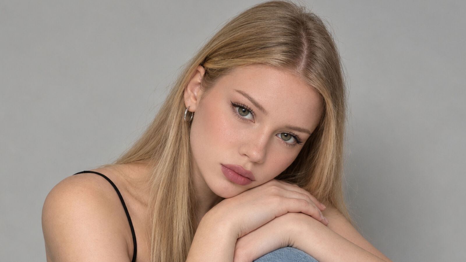MariaCooper erotic portrait