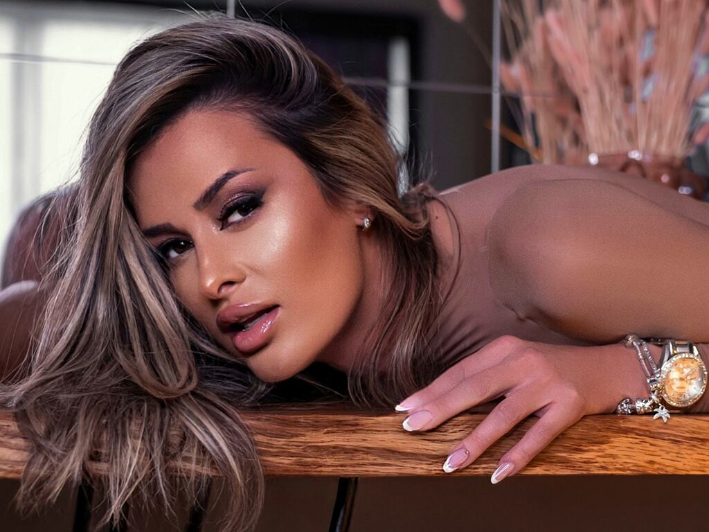 AshyTaylor from Web Night Cam