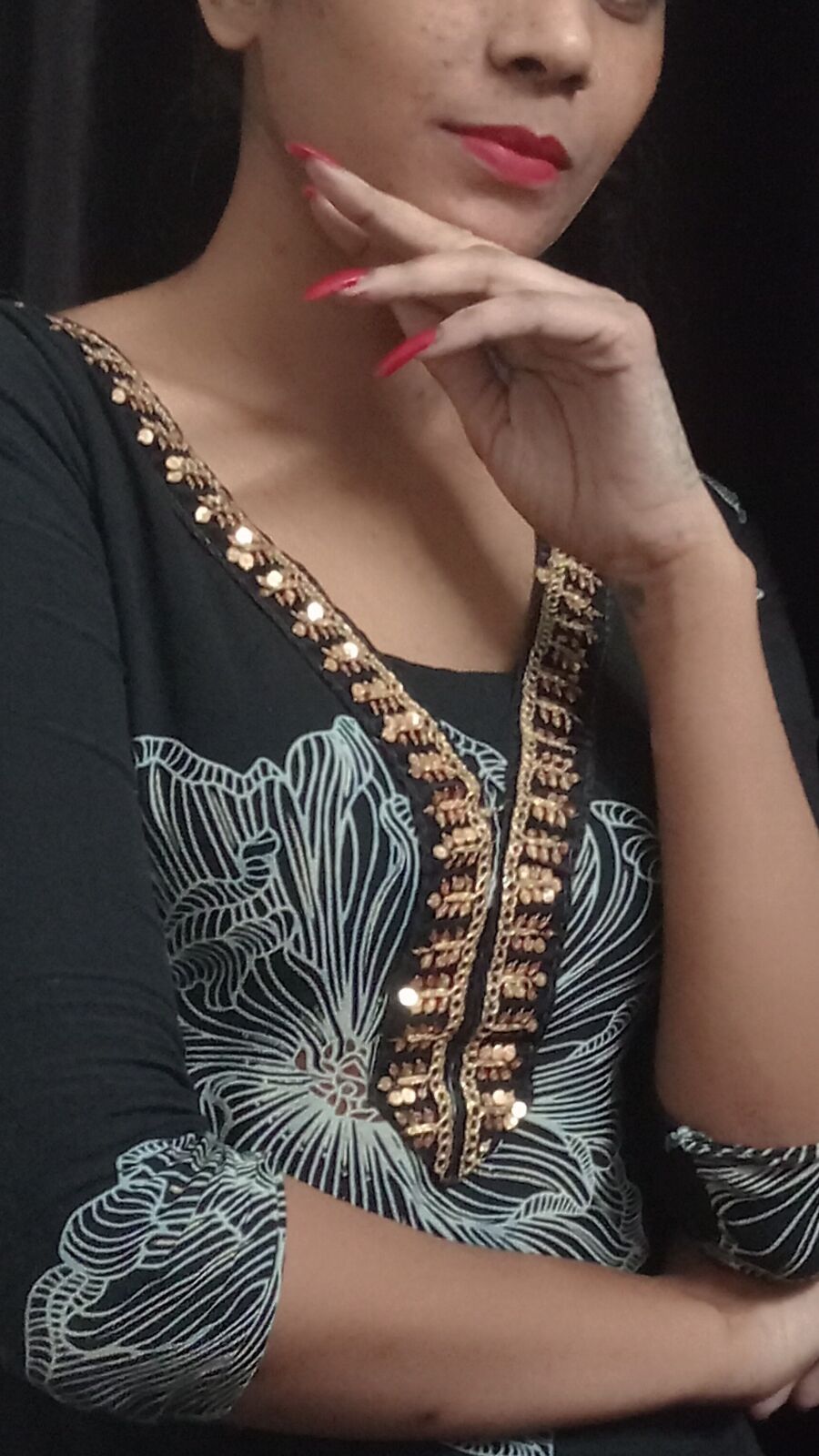ManikaSingh glamour portrait
