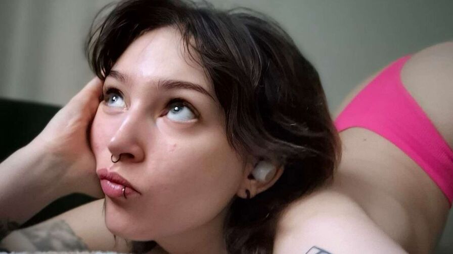 Watch ChasityDanaher live on freshseotools.com