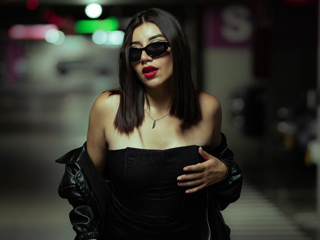 GinebraBelucci from Web Night Cam