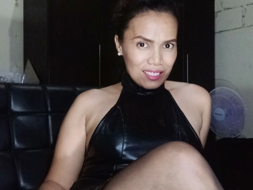 NikkiePhil Profile Image