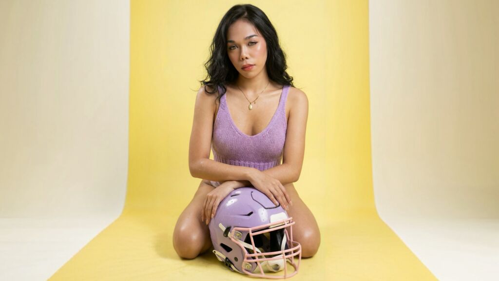 LianaMaeSilvano Live Cam on LiveJasmin