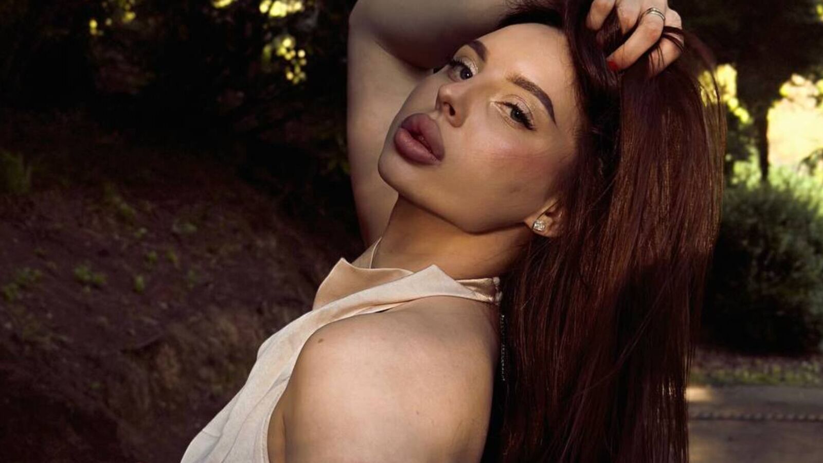 AdelinaMurr erotic portrait