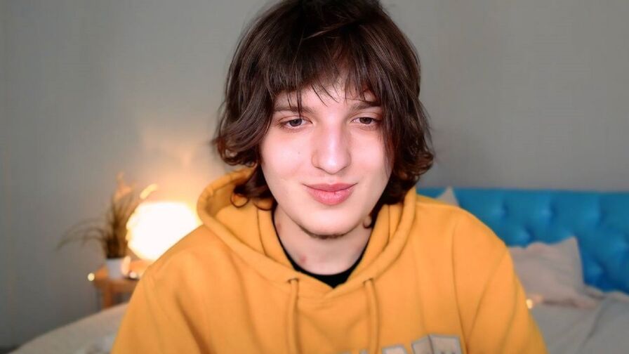 AlexDel's live cam