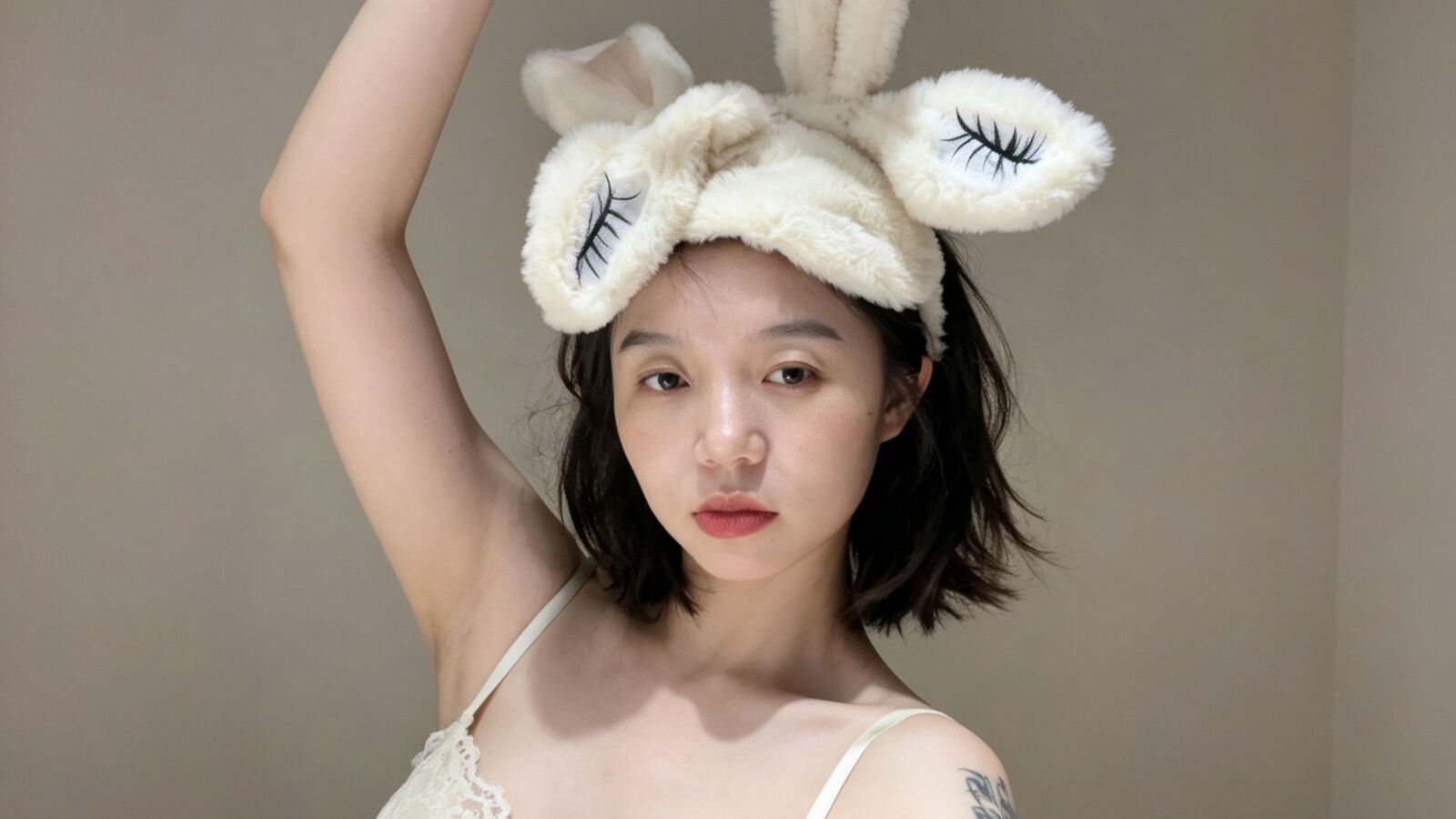 MeimeiZhou glamour portrait