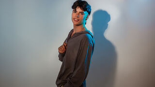 BenitoSaenz Live Webcam on LiveJasmin