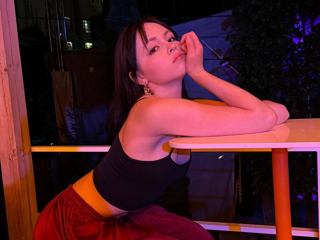 LalaLilith adult webcam girl room
