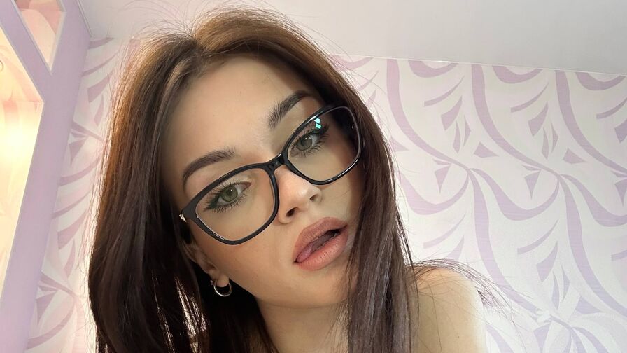 Enter to see naked EditaHazlett