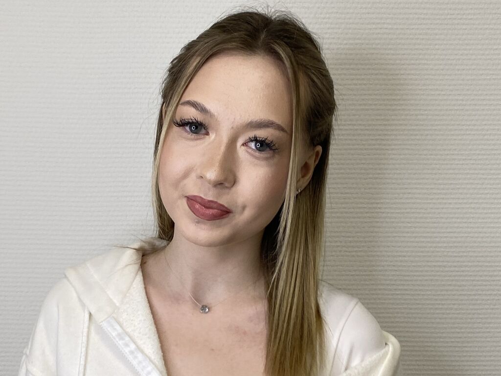 webcam model ViolaKranze from Web Night Cam webcam model ViolaKranze from Web Night Cam