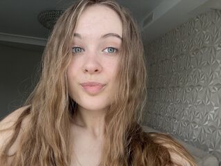 AlbertaClem - Girl 