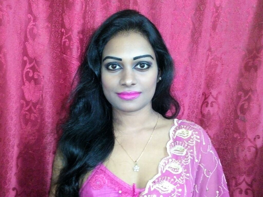 papiya's live cam