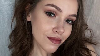 MeleeEva Live Webcam on LiveJasmin