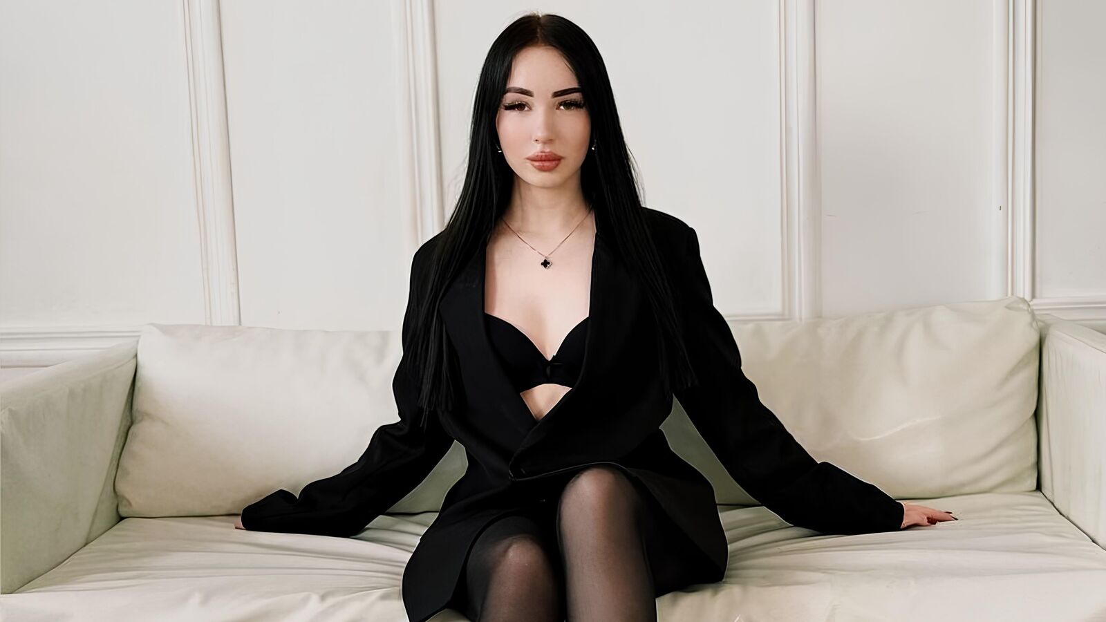 ArianaPurr erotic portrait
