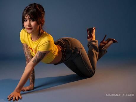 Chat with MarianaBallack