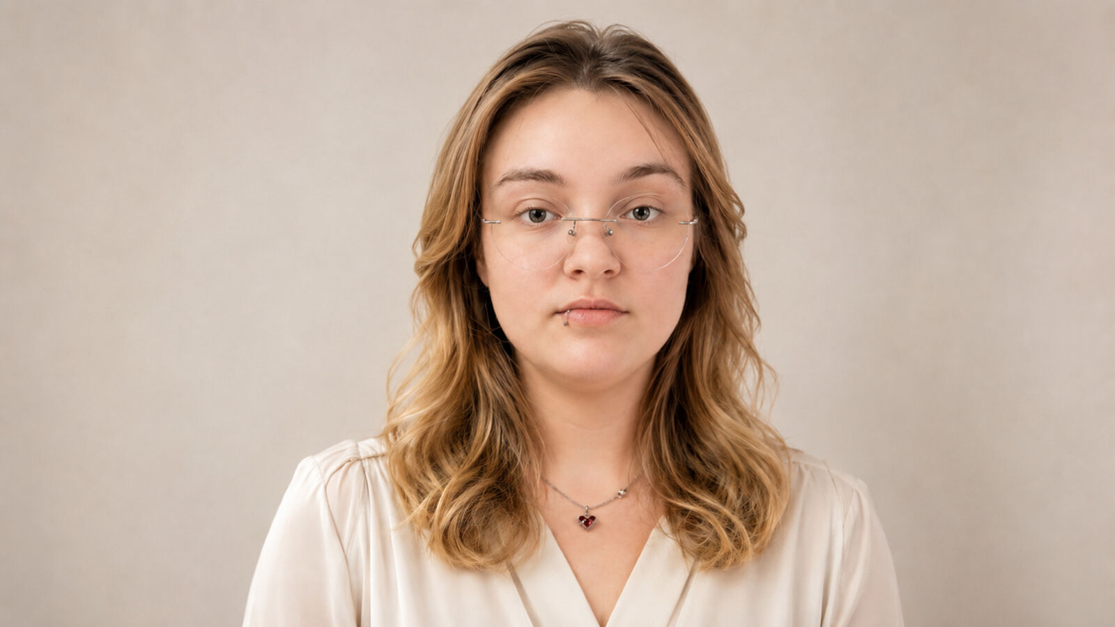 SophiaMoss erotic portrait