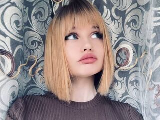 webcam chatroom WillaGee