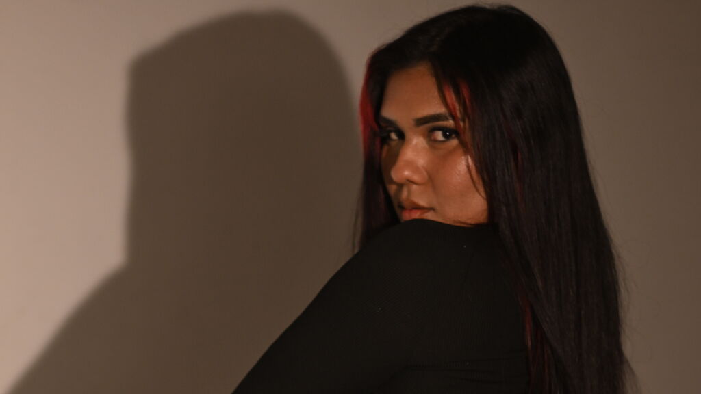 AlizLatifa - LiveJasmin cam model profile and statistics
