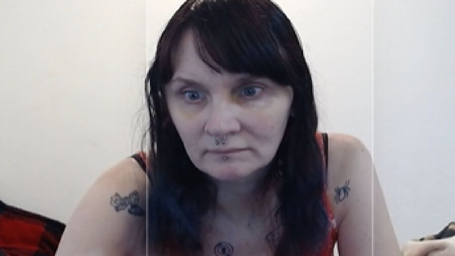 Watch StormyWinters live on DMS List