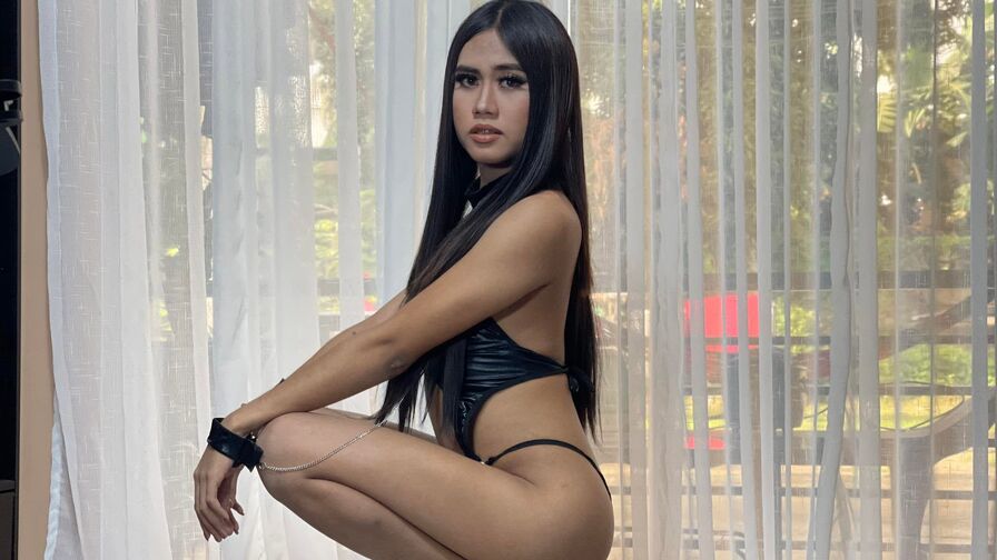 Watch HaileyMckinley live on Amateur Porn