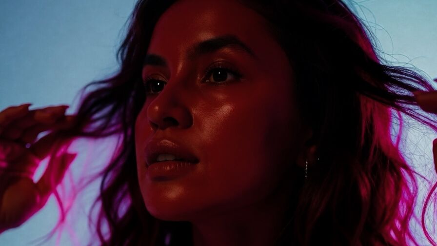 Watch MarieLima live on freshseotools.com
