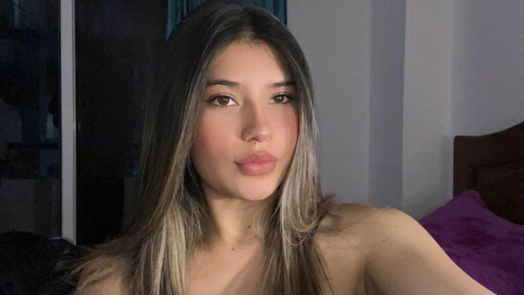 AmberContreras online on GirlsOfJasmin