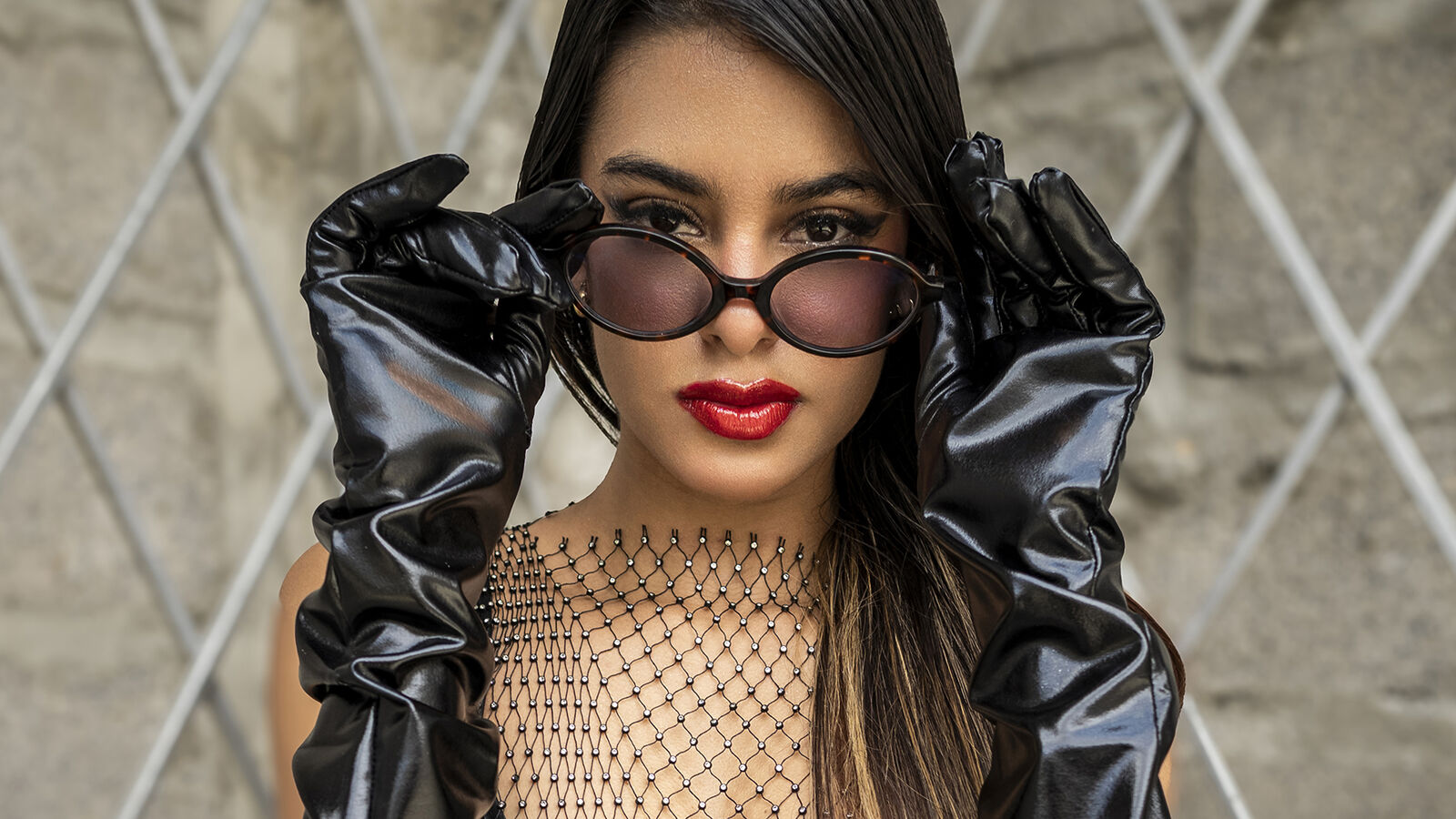 VanelopeRusso erotic portrait