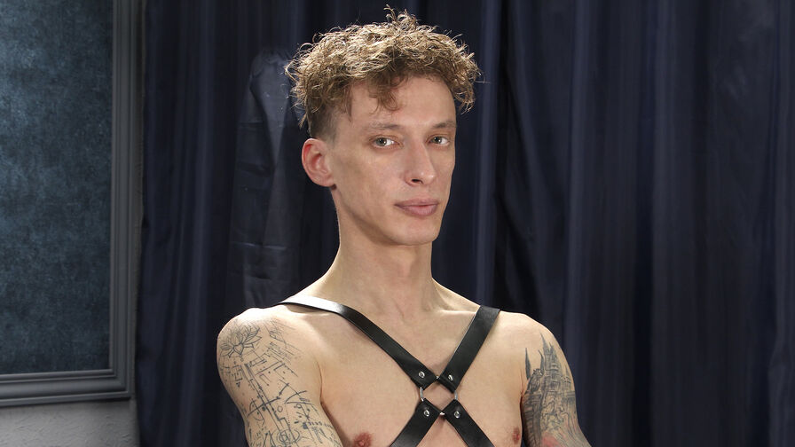 Watch JimmyInked live on Useporn
