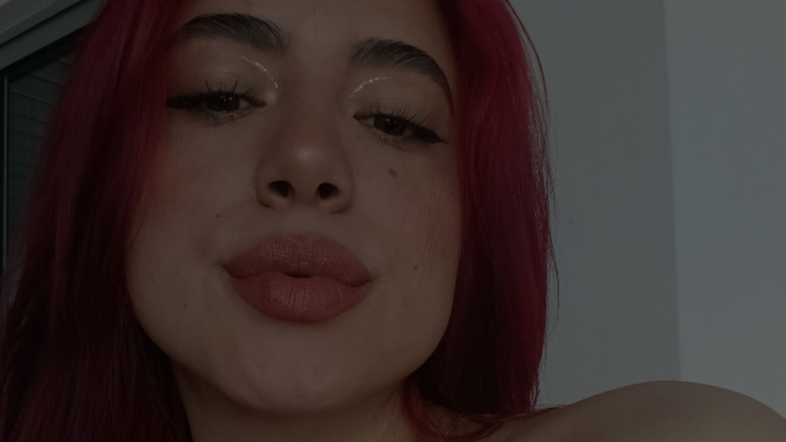 RoxyMoon erotic portrait