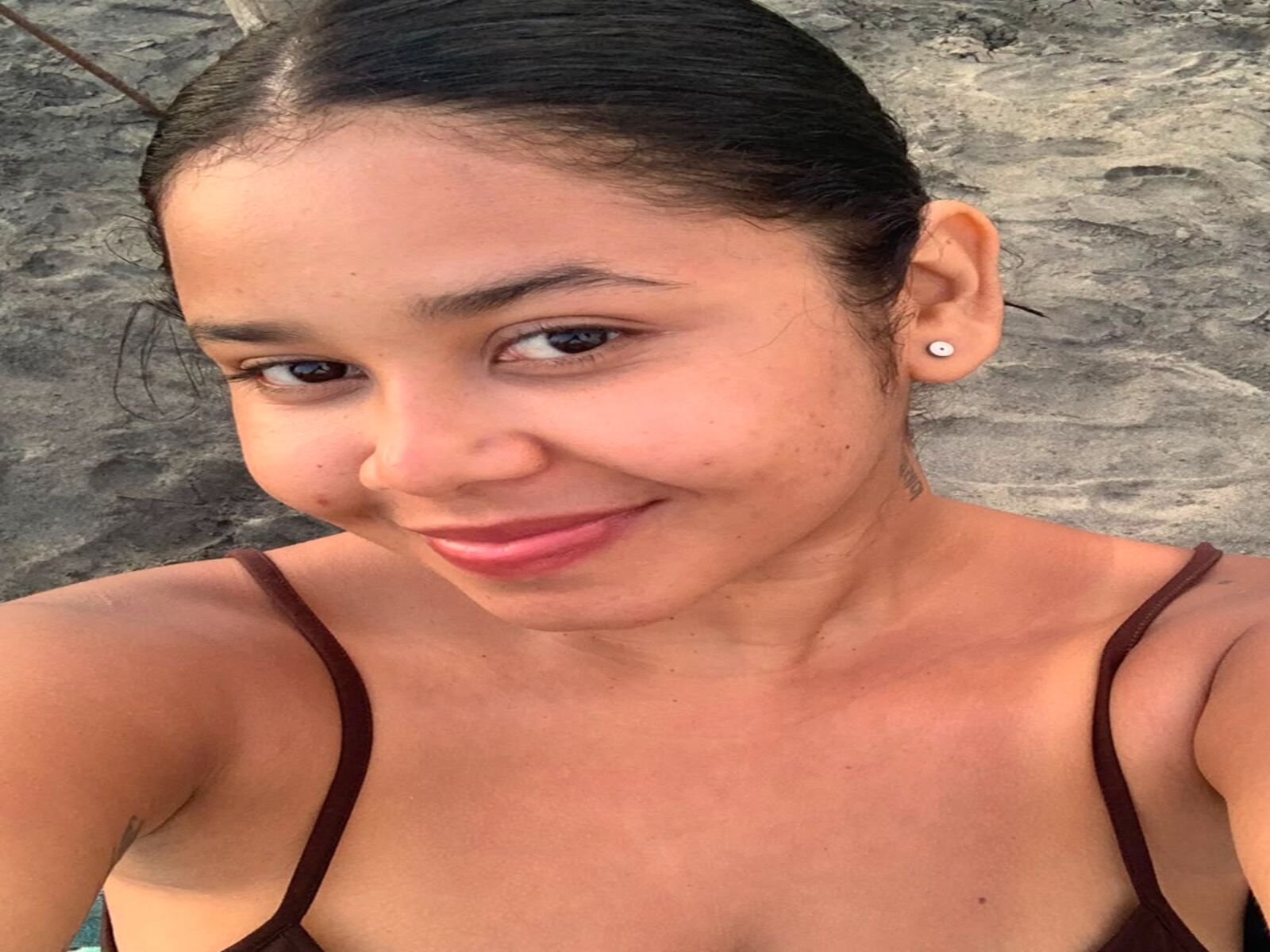 Live cam for AlexandraGarcia