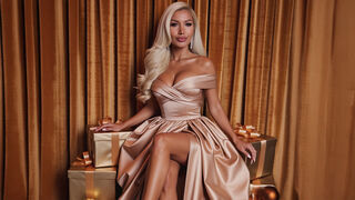 CharlotteMavis webcam