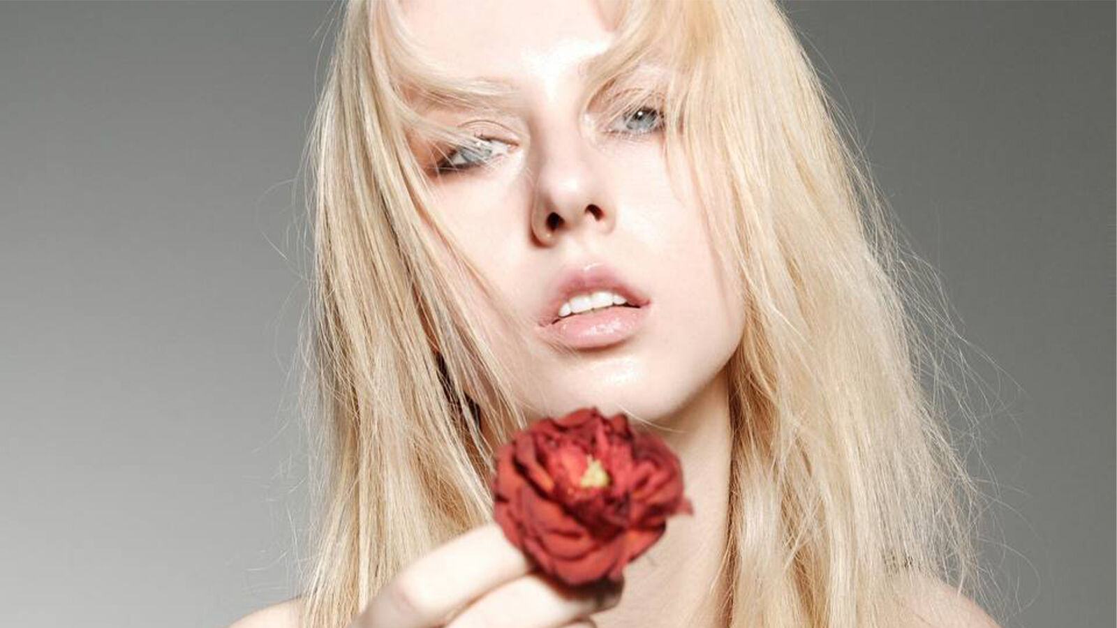 HeidiGlowinski erotic portrait
