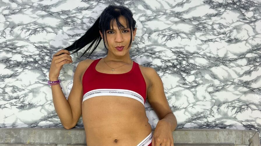 Watch AntonellaMia live on Amateur Porn