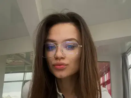 Chat with CamillaWiliams