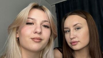 EasterAndMeryl webcam show