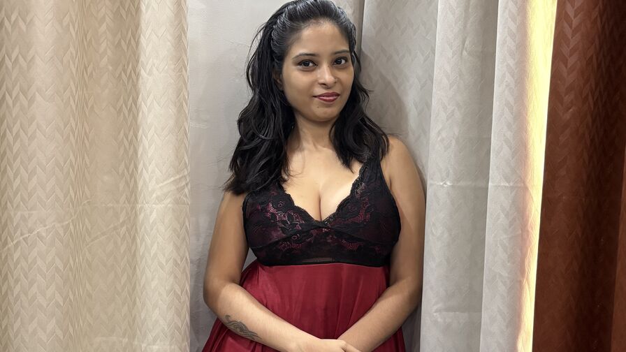 Live HD Nude Chat with KiaraMuse