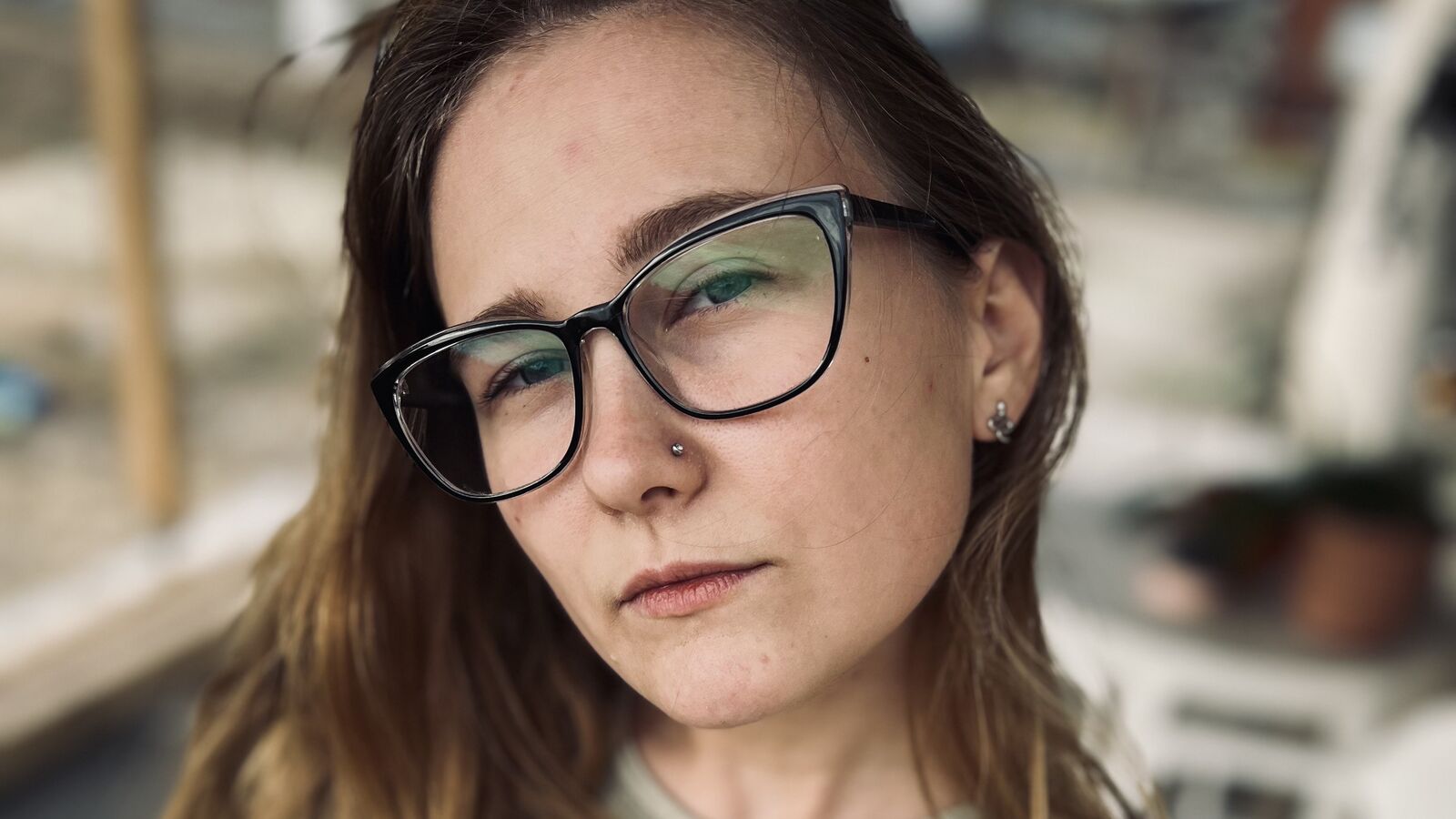 GlossyMonica erotic portrait