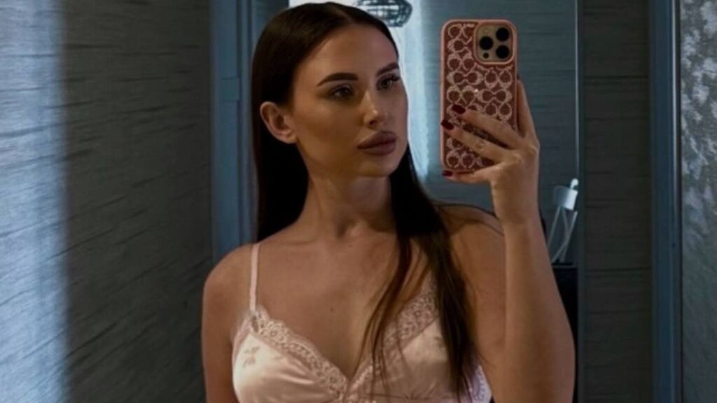 AlisShrine's profile from Jasmin at GirlsOfJasmin'