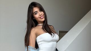 ClaireJenner Live Webcam on LiveJasmin