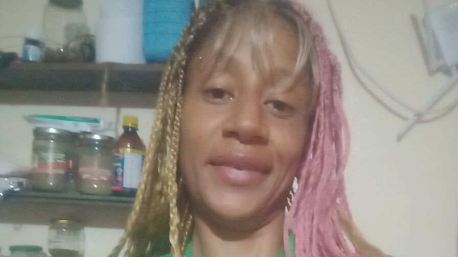 Watch SusanStinfler live on DMS List