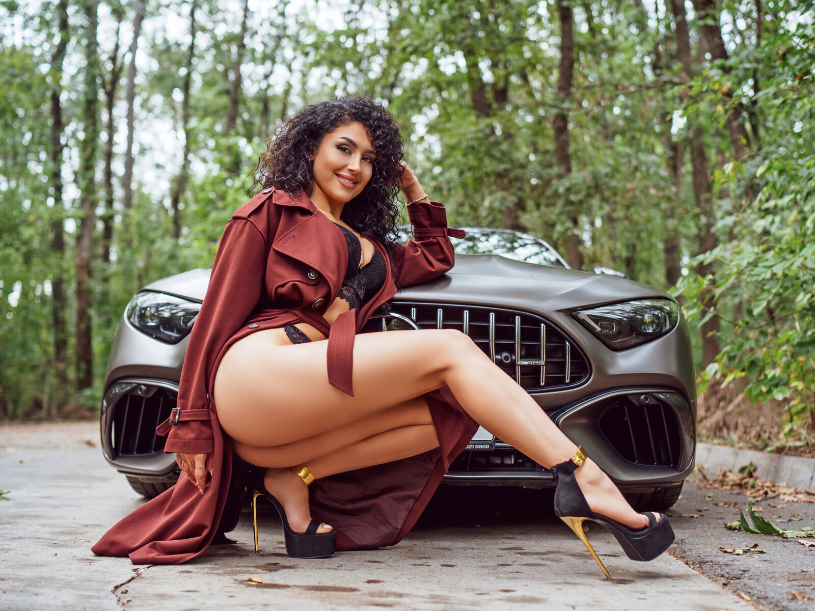 Live cam for MishaJones