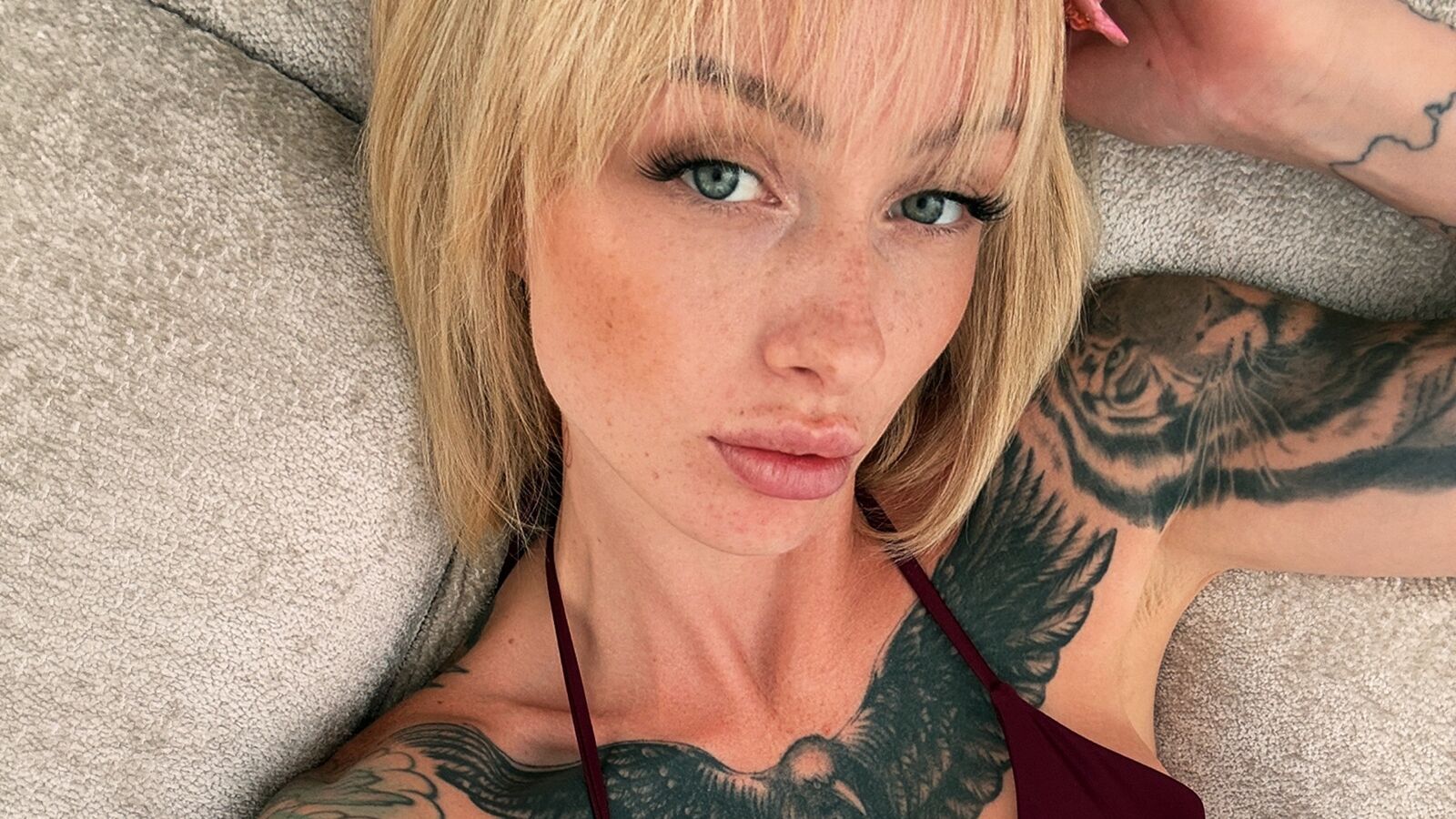 AmaliaRock erotic portrait