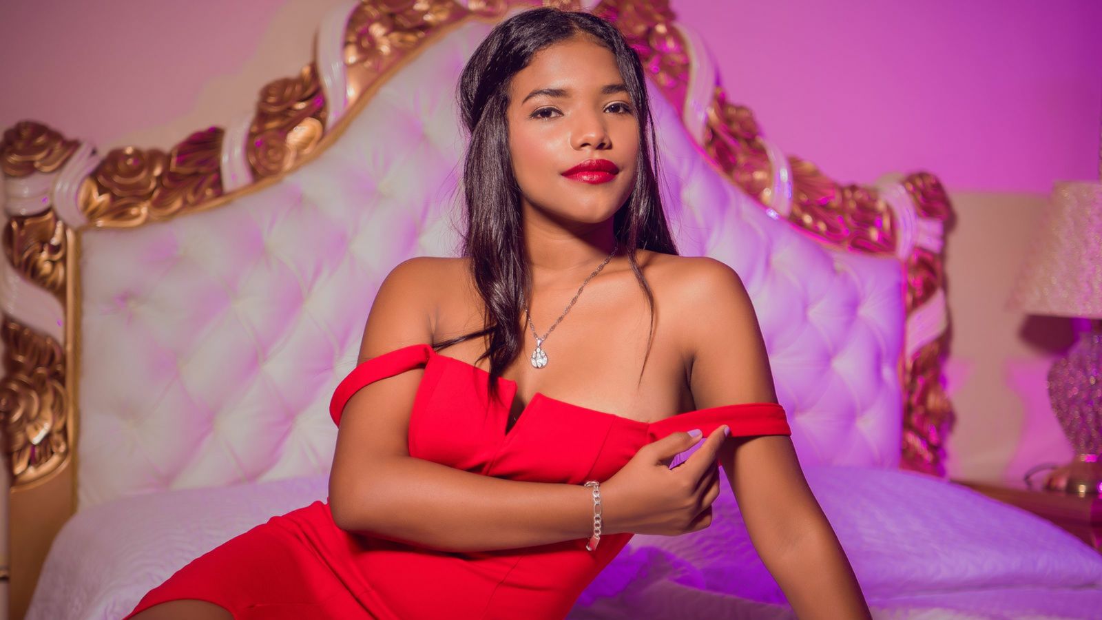 DominicBell glamour portrait