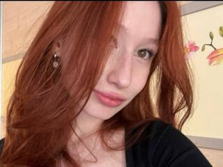 JanaeBaldiviez is a webcam model from Russia age 18