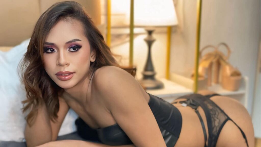 ChanelleCox live cam model at LiveJasmin